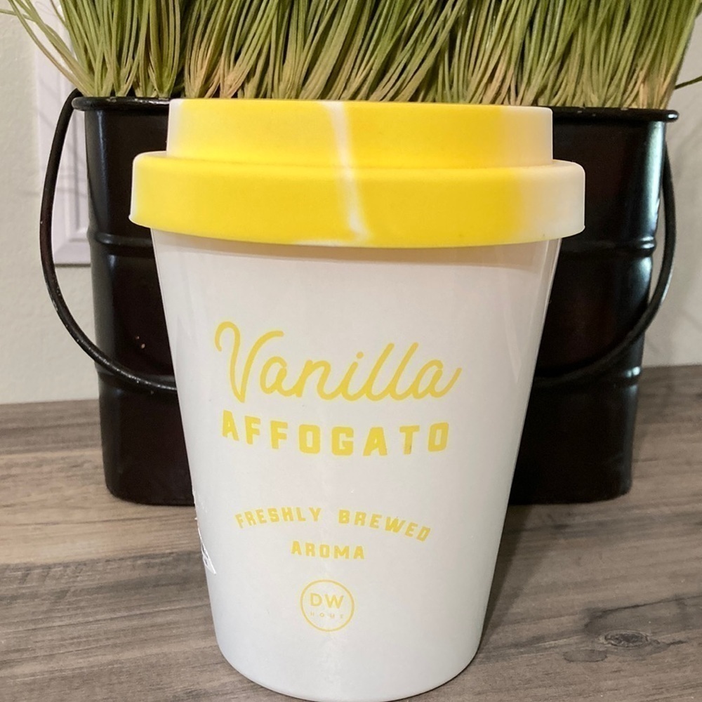 NEW DW HOME VANILLA AFFOGATO FRESHLY BREWED AROMA CANDLE
